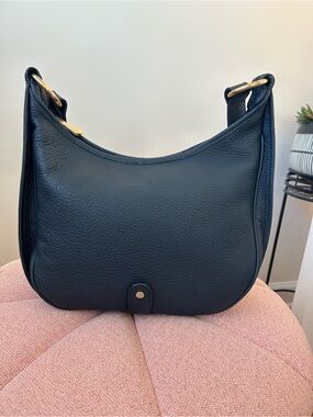 GiGi New York Navy Pebbled Leather Lauren Saddle Bag NWOT